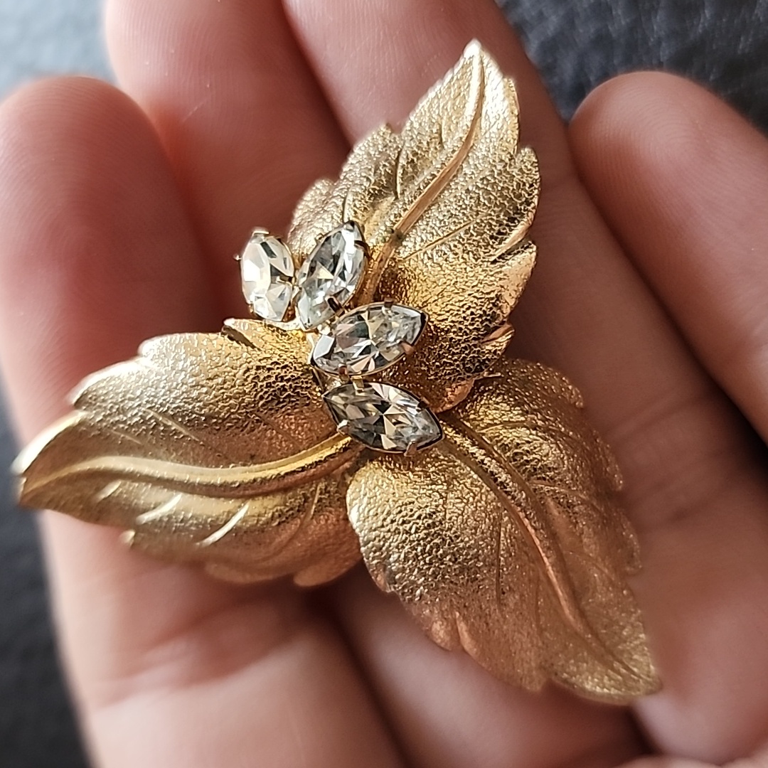 Vtg Brooch